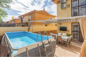 Chalet pareado en venta en Greco_piscina