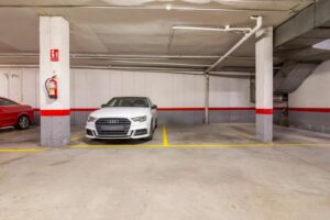 Dúplex en venta en Calle Cueva de la Mora_garaje