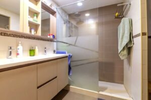 Dúplex en venta en Calle Los Pinos-baño2