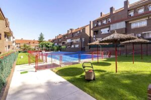 Dúplex en venta en Calle Los PinosDúplex en venta-fachada