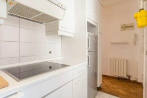Estudio en venta en la calle de los Abades_cocina2