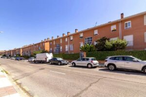 Fachada_de_Piso en venta en Prado de Santo Domingo | Urbalor