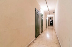 Piso de dos dormitorios en venta en Las Retamas, Alcorcón_pasillo