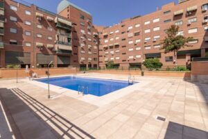 Piso de dos dormitorios en venta en Las Retamas, Alcorcón_piscina