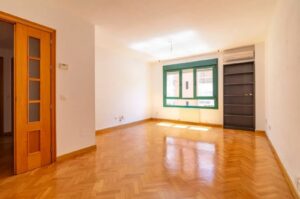 Piso de dos dormitorios en venta en Las Retamas, Alcorcón_salon2
