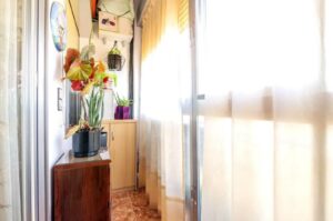 Piso en venta en Avenida Portugal-pasillo3