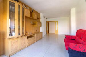 Piso en venta en Avenida de las Flores-fachada