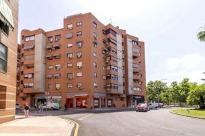 Piso en venta en Avenida las Retamas-fachada