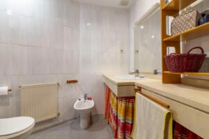 Piso en venta en Avenida las Retamas_baño_1