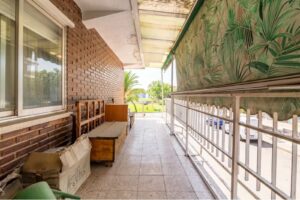 Piso en venta en Cabo San Vicente con terraza y tres dormitorios_TERRAZA4