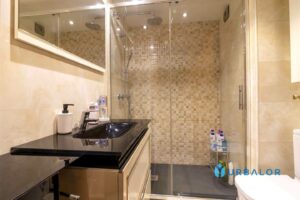 Piso en venta en Calle Cisneros_baño