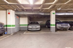 Piso en venta en Calle Los Alpes, Alcorcón_garaje