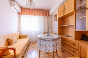 Piso en venta en Calle Los Alpes, Alcorcón_salón2