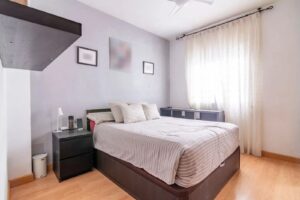 Piso en venta en Calle Olimpiada-dormitorio
