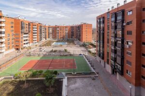 Piso en venta en Calle Parque del Teide-fachada 2