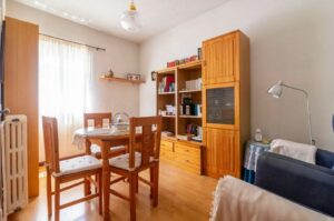 Piso en venta en Calle Puentedeume-salón4