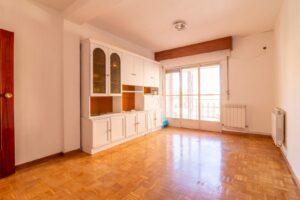 Piso en venta en Calle Sahagún_salon