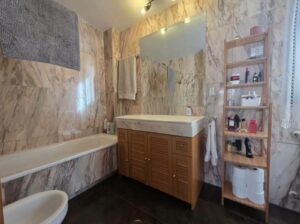 Piso en venta en Calle Timanfaya-baño