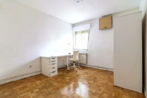 Piso en venta situado en la Calle de las Ciudades-dormitorio-2