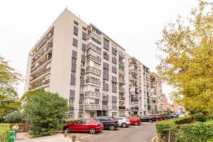 Piso reformado en venta en Calle del Monte, Alcorcón_fachada