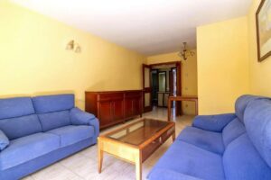 Salón_Piso en venta en Prado de Santo Domingo | Urbalor