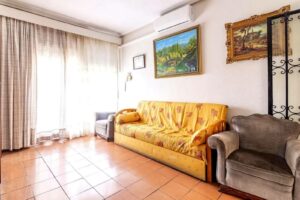 Venta de piso en la Calle Guindales de Alcorcón-salón