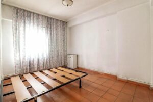 Venta de piso en la Calle Guindales de Alcorcón-salón3