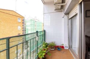 Venta de piso en la Calle Guindales de Alcorcón-terraza