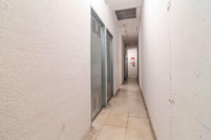 Vivienda en venta en la Calle Las Camelias-pasillos